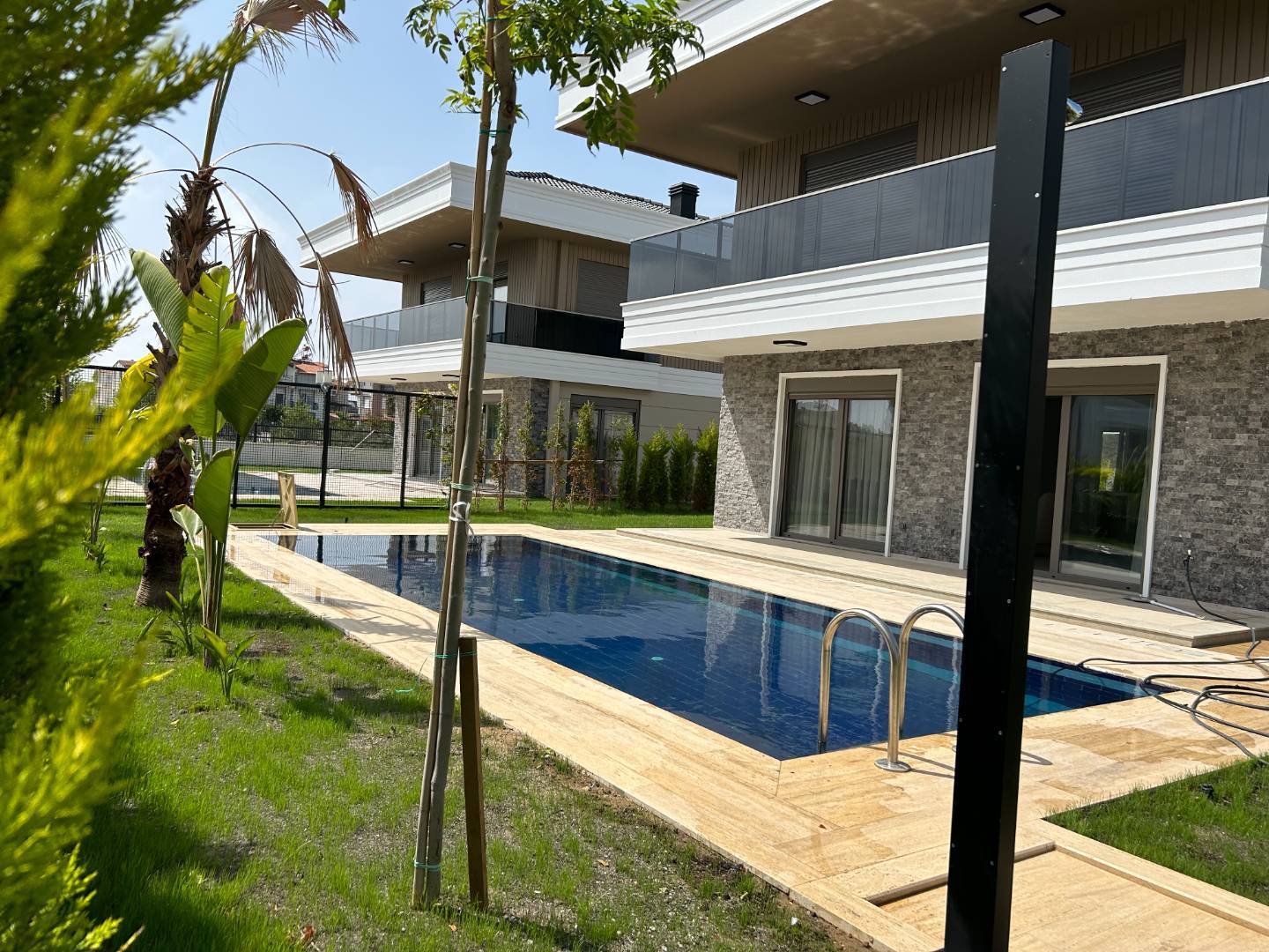 Serik Belek'te Muhteşem Doğada, Özel Havuzlu, Modern Tasarımlı Villa - AWZ 566